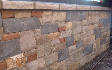 Rivestimento muri Lavorazione Posa Pietra di Credaro e Pietra Naturale